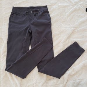 Prana Briann Pant